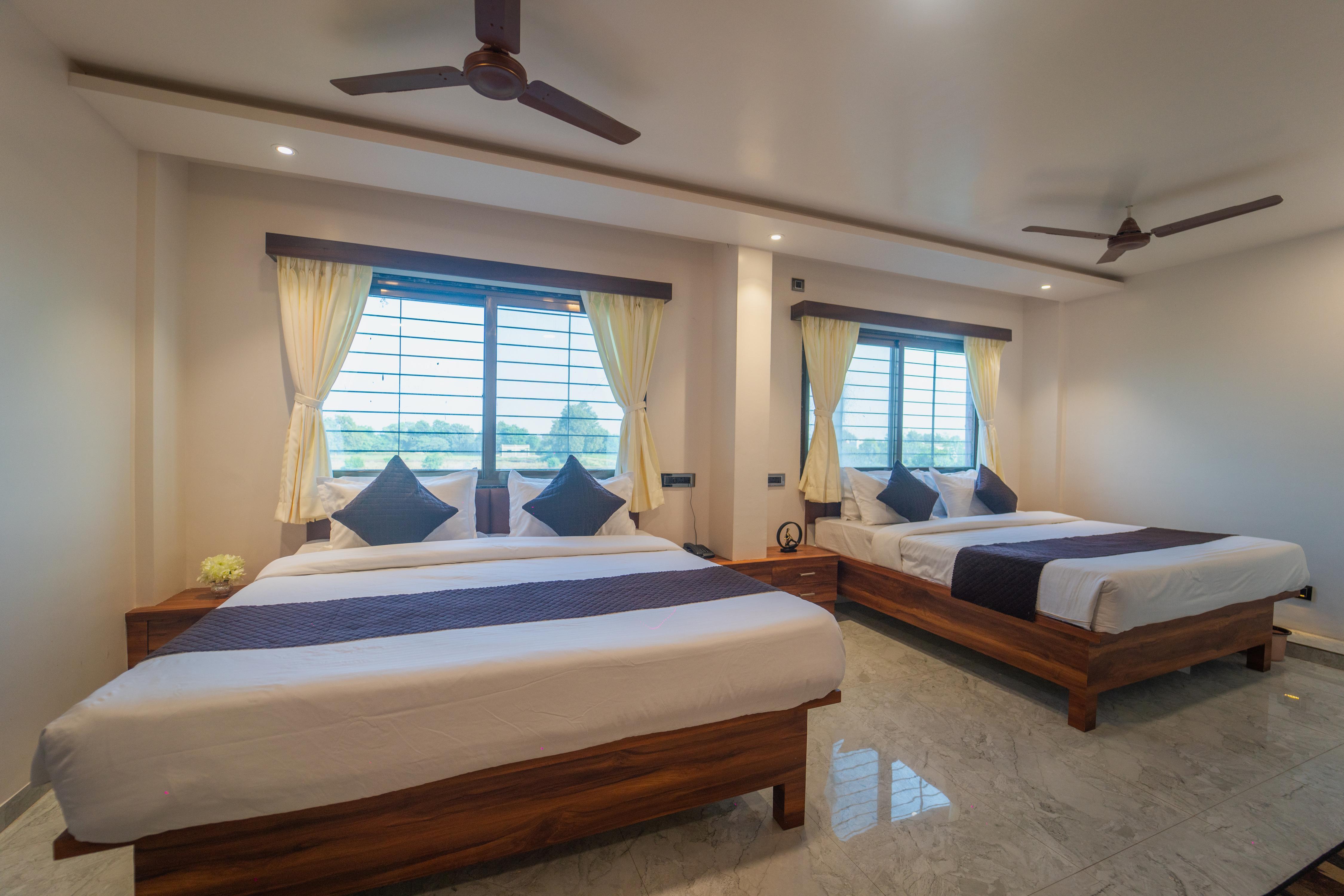 Hotel Shreenam - Tap to explore photos