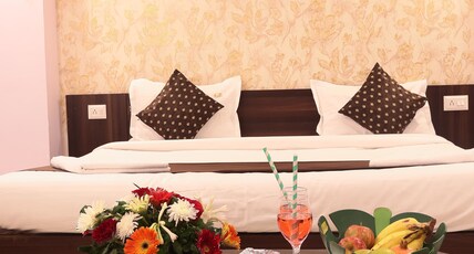 Hotel Golden Tree Room Type - Premium Room