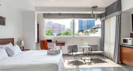 The Pentouz @ Lavelle Road Room Type - Three Bedroom Unit The Pentouz @ Lavelle Road Room Type - Three Bedroom Unit