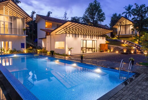 Half Moon Resort