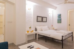 Handmade Homes: US consulate | Entire 2BHK Apartment in Park Street Area