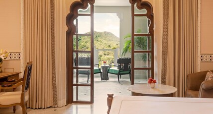 Taj Lalit Bagh Udaipur Room Type - Grand Luxury King Bed Room