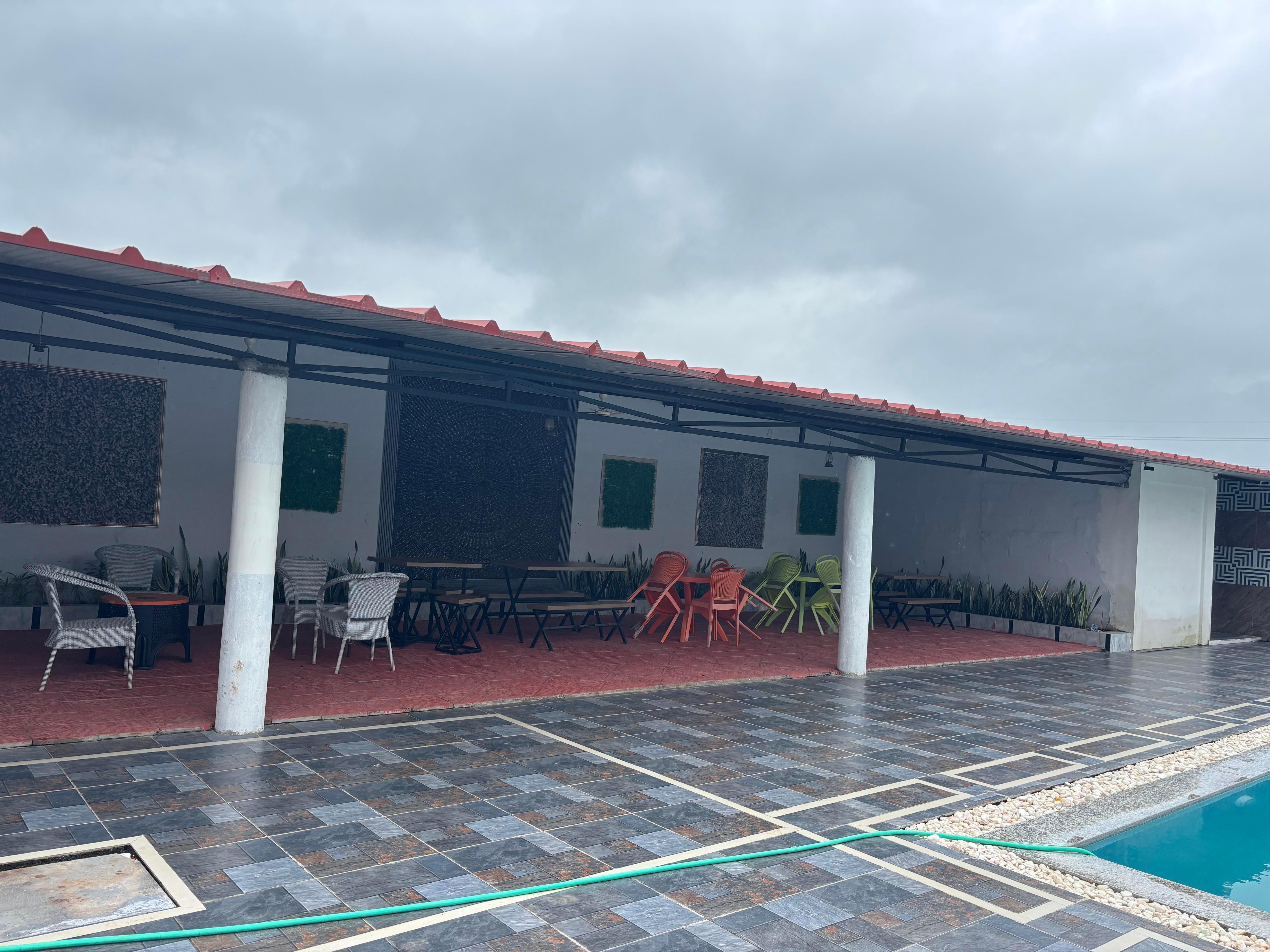 Vashudhara Resort Room Type - Luxury Room with Air Conditioning
