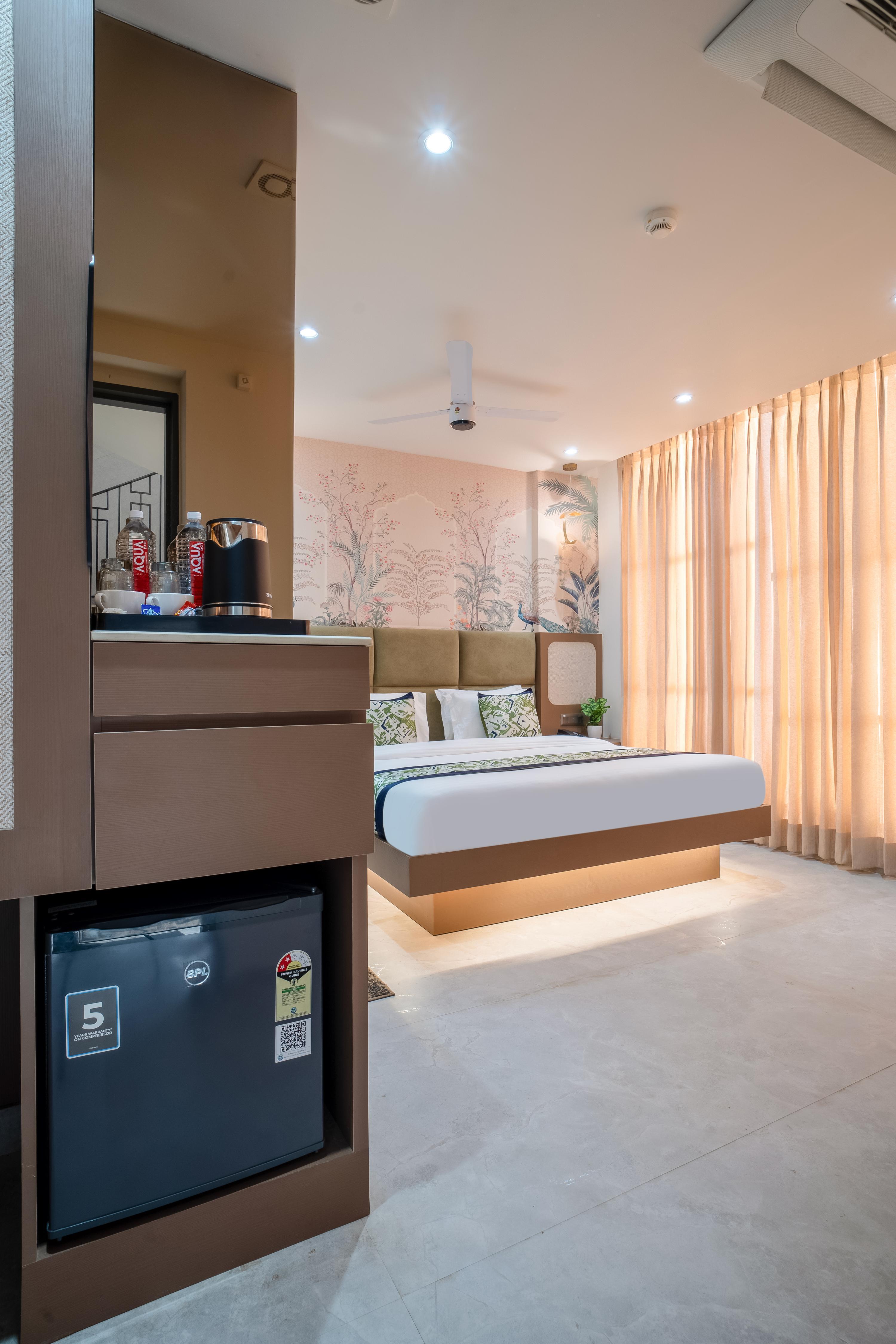 IKOY A Luxury Boutique Hotel Near Ashok Vihar & Model Town - Tap to explore photos