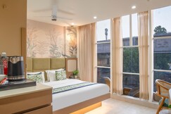 Hotel IKOY -Model Town