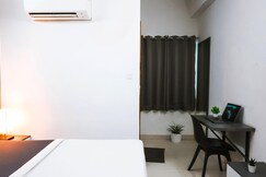 Housr 43 Gachibowli Near DLF Cybercity