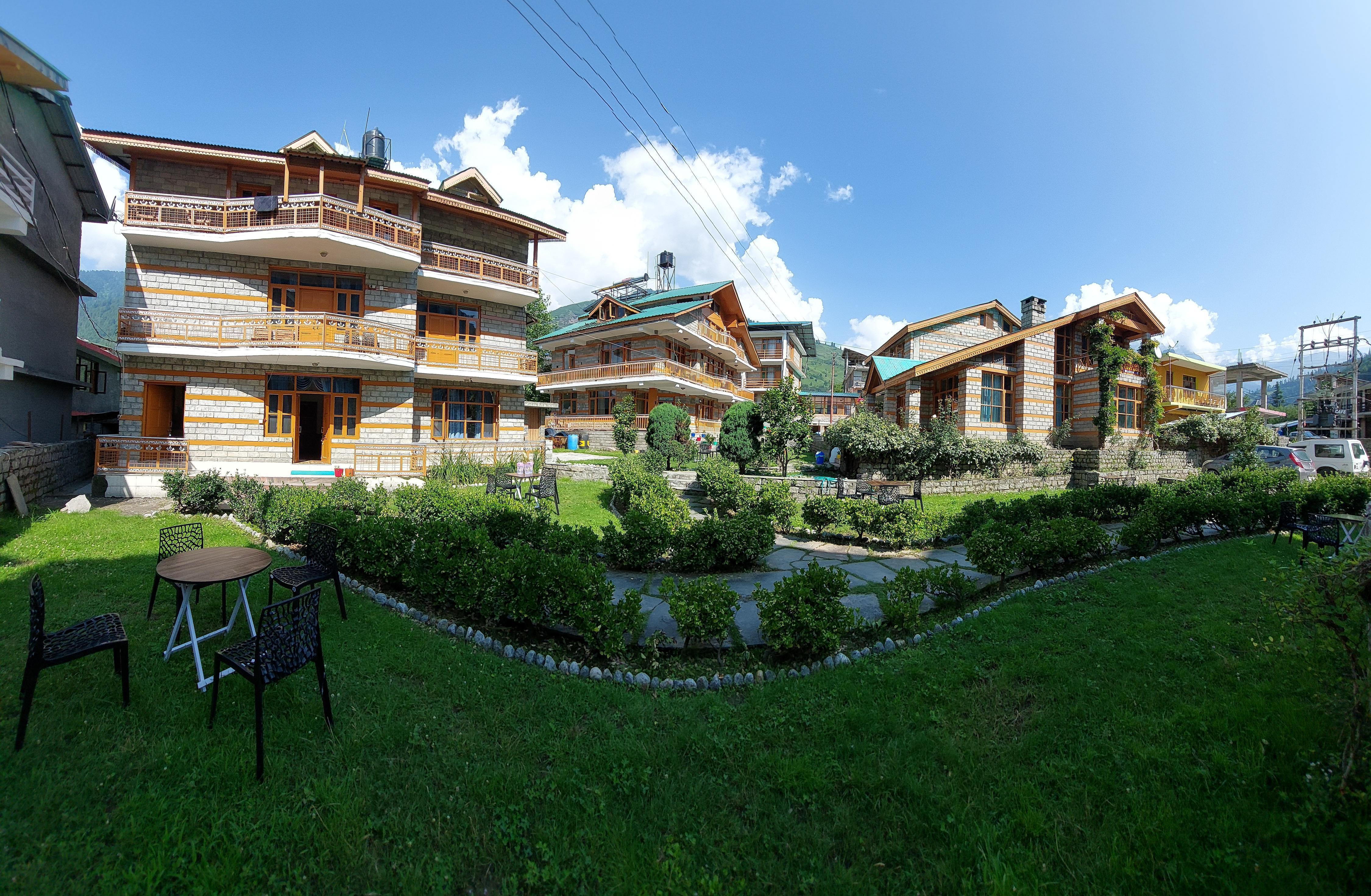 The Destiny - Hotel, Cottages & Suites Room Type - Deluxe Room with Dining Hall