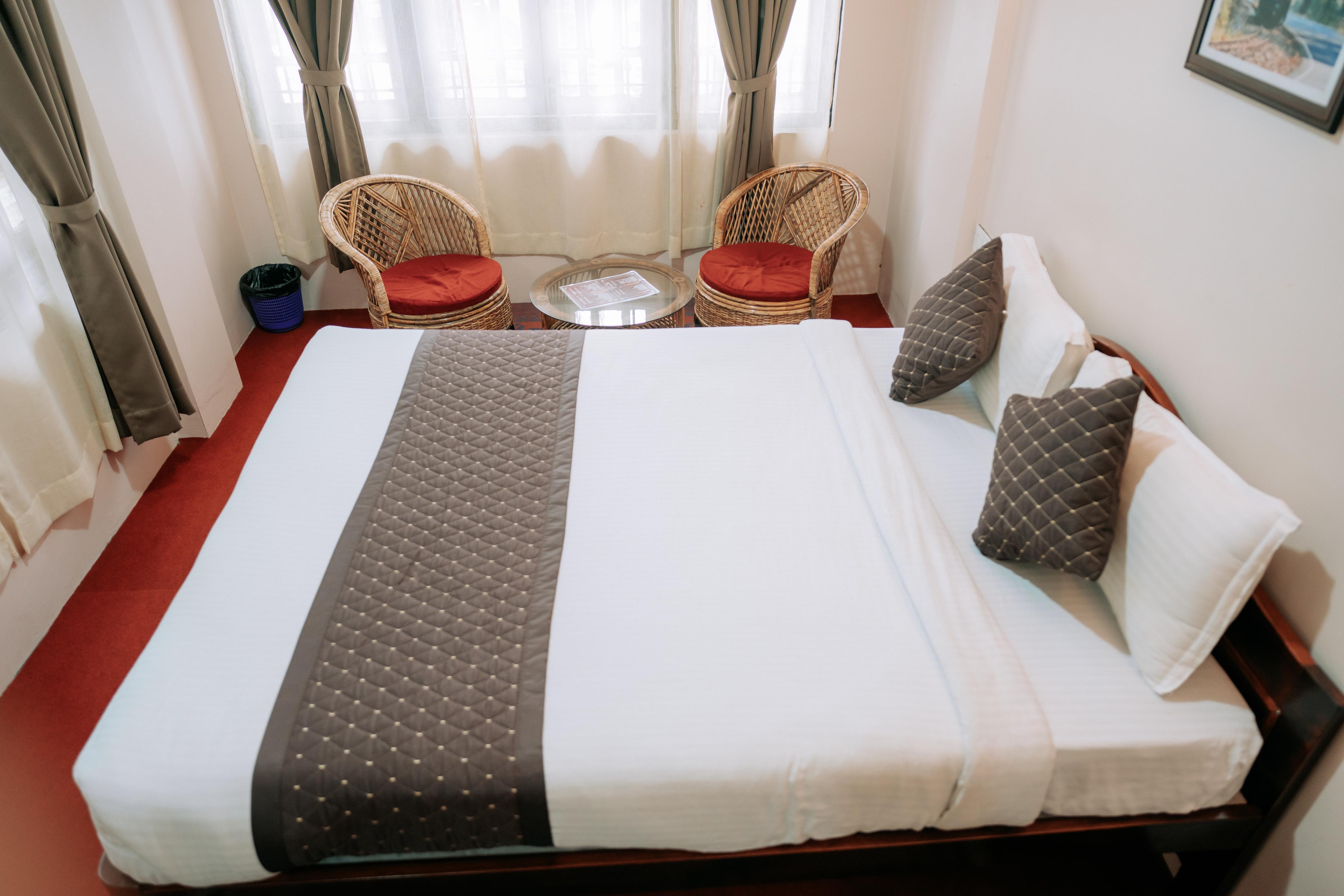 Honeybell Homestay. - Tap to explore photos