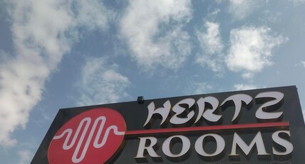 HERTZ ROOMS Room Type - Herts family