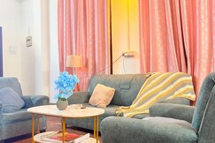 Imperial Self-Cook Stay | Zoo Road