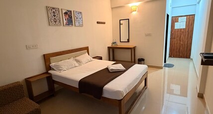 Sai Dream Guest House Room Type - Deluxe Room Air Conditioning with Balcony
