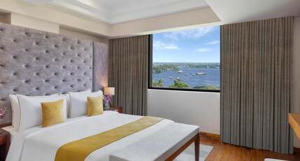 Olivia International Room Type - Boat Race Finish Line View Suite