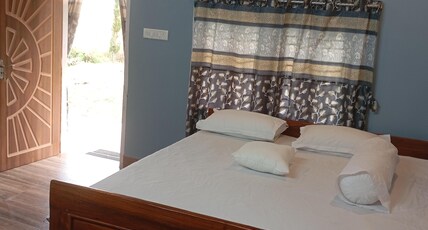 Nili Farmhouse Room Type - Bedroom 206
