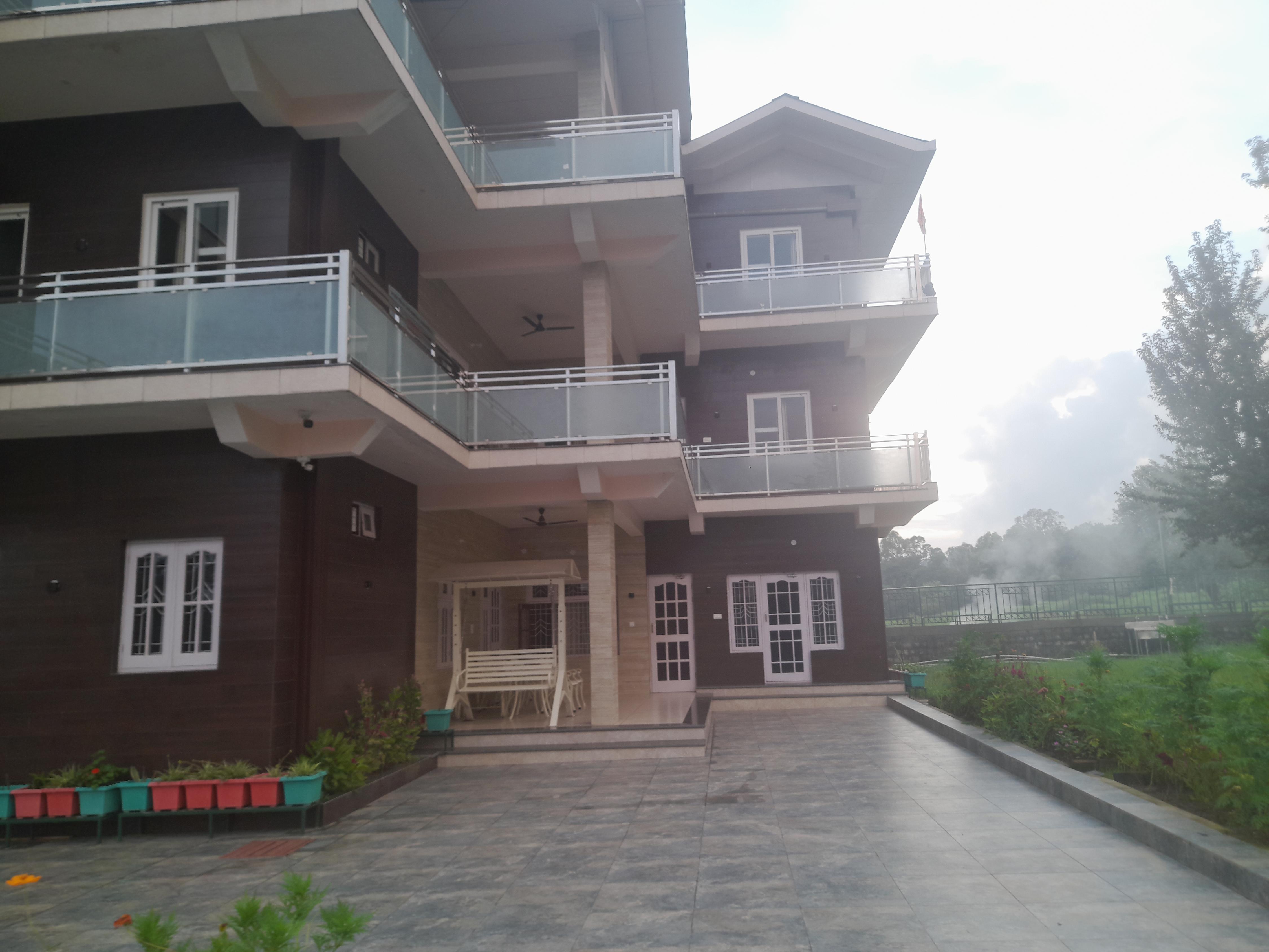 Hotel DHARAMSHALA AYUSH HEALTH PARADISE - Tap to explore photos