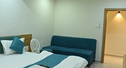 Hotel Daily Stay Room Type - Deluxe Room