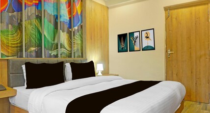Super Townhouse Oak City Centre Dhanbad Formerly Hotel Kuber Inn Room Type - Super Deluxe Room Super Townhouse Oak City Centre Dhanbad Formerly Hotel Kuber Inn Room Type - Super Deluxe Room
