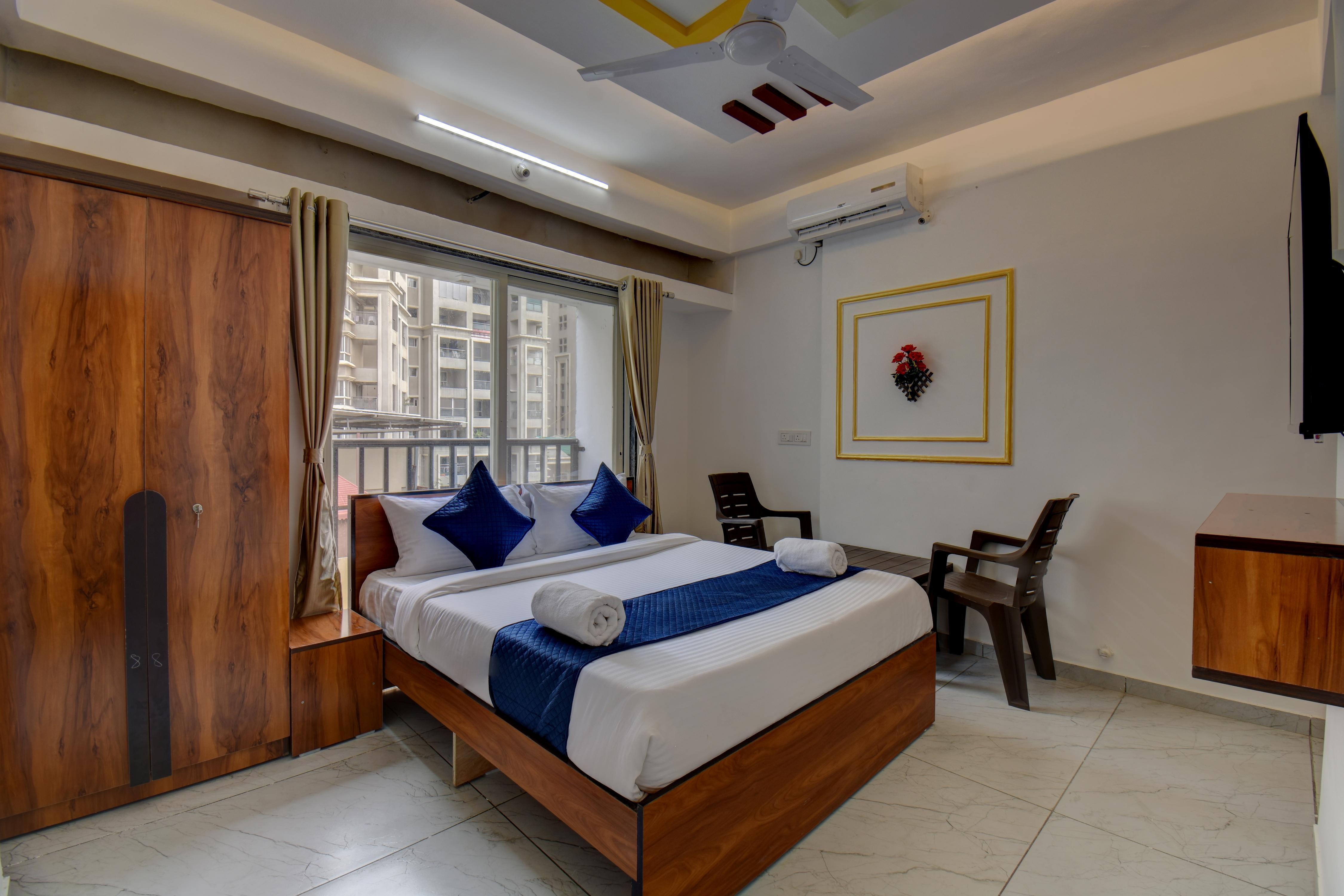 Room in pune city - Tap to explore photos