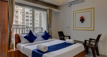 Room in pune city Room Type - Bedroom