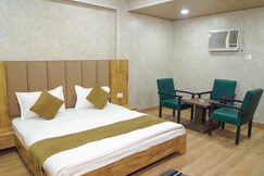 Address of Hotel Konark