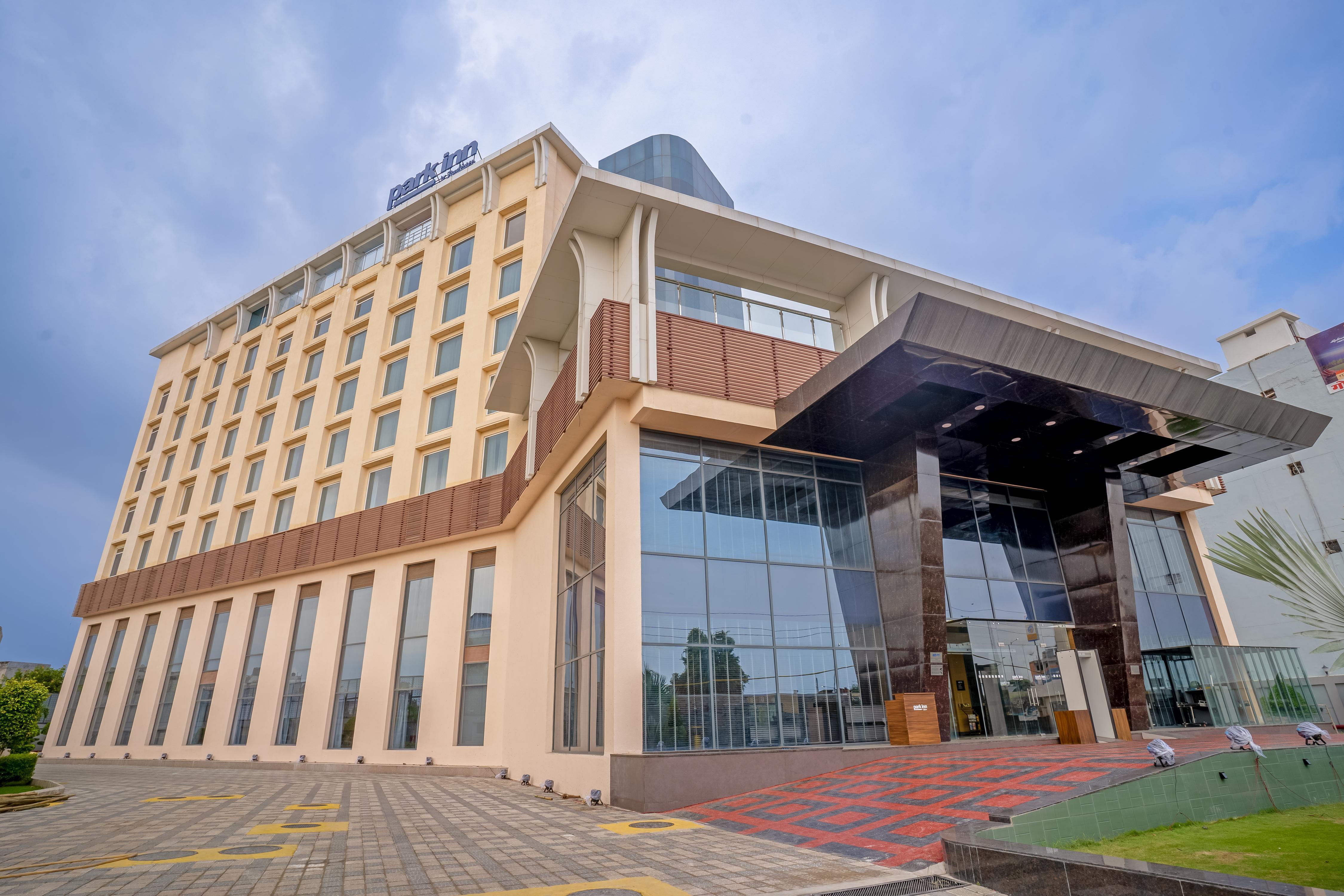 Park Inn by Radisson Lucknow