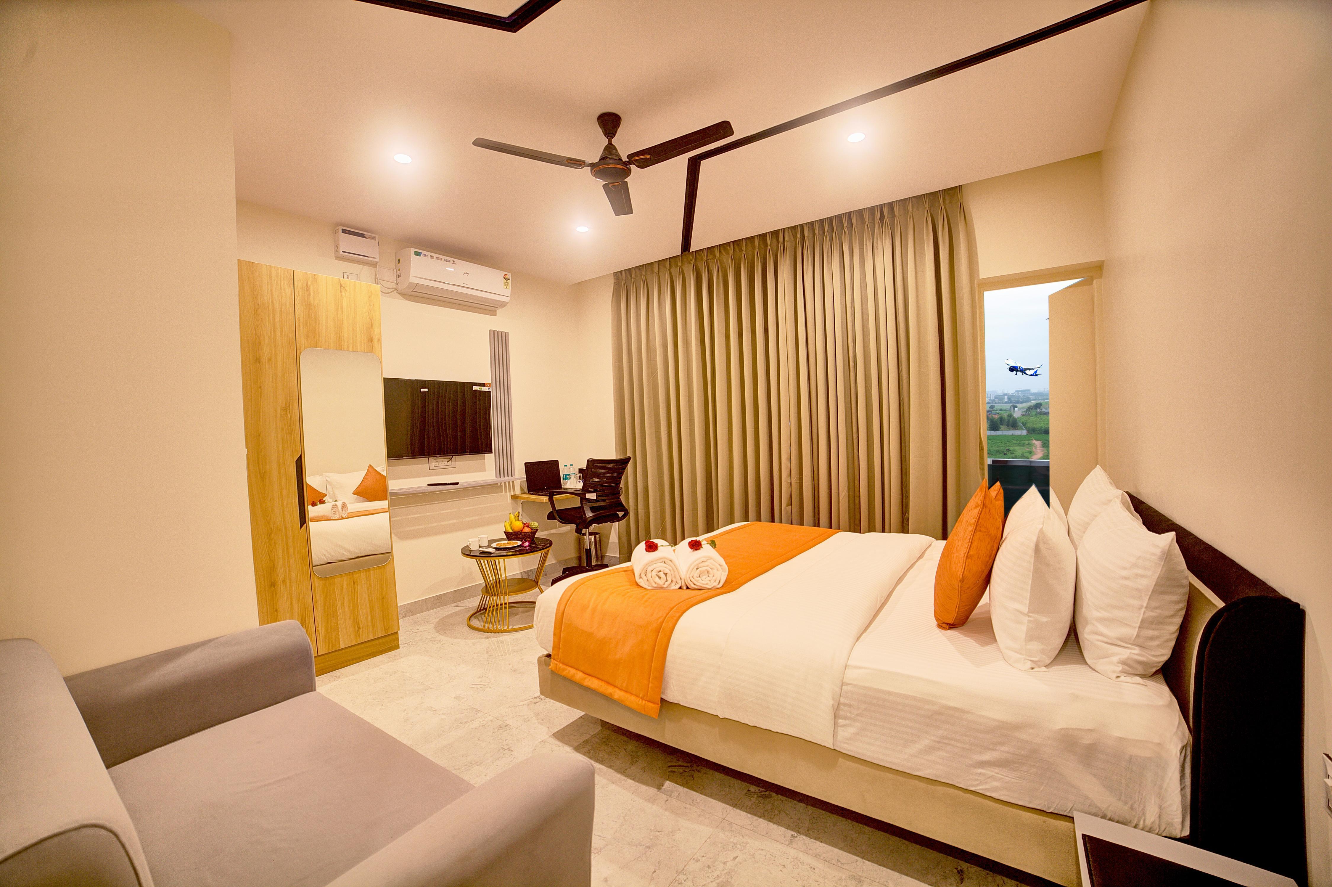 Gateway Transit Hotel Room Type - Superior Room