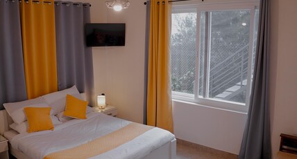 Hope Horizon Villa by LexStays Room Type - Luxury Studio with Mountain-View