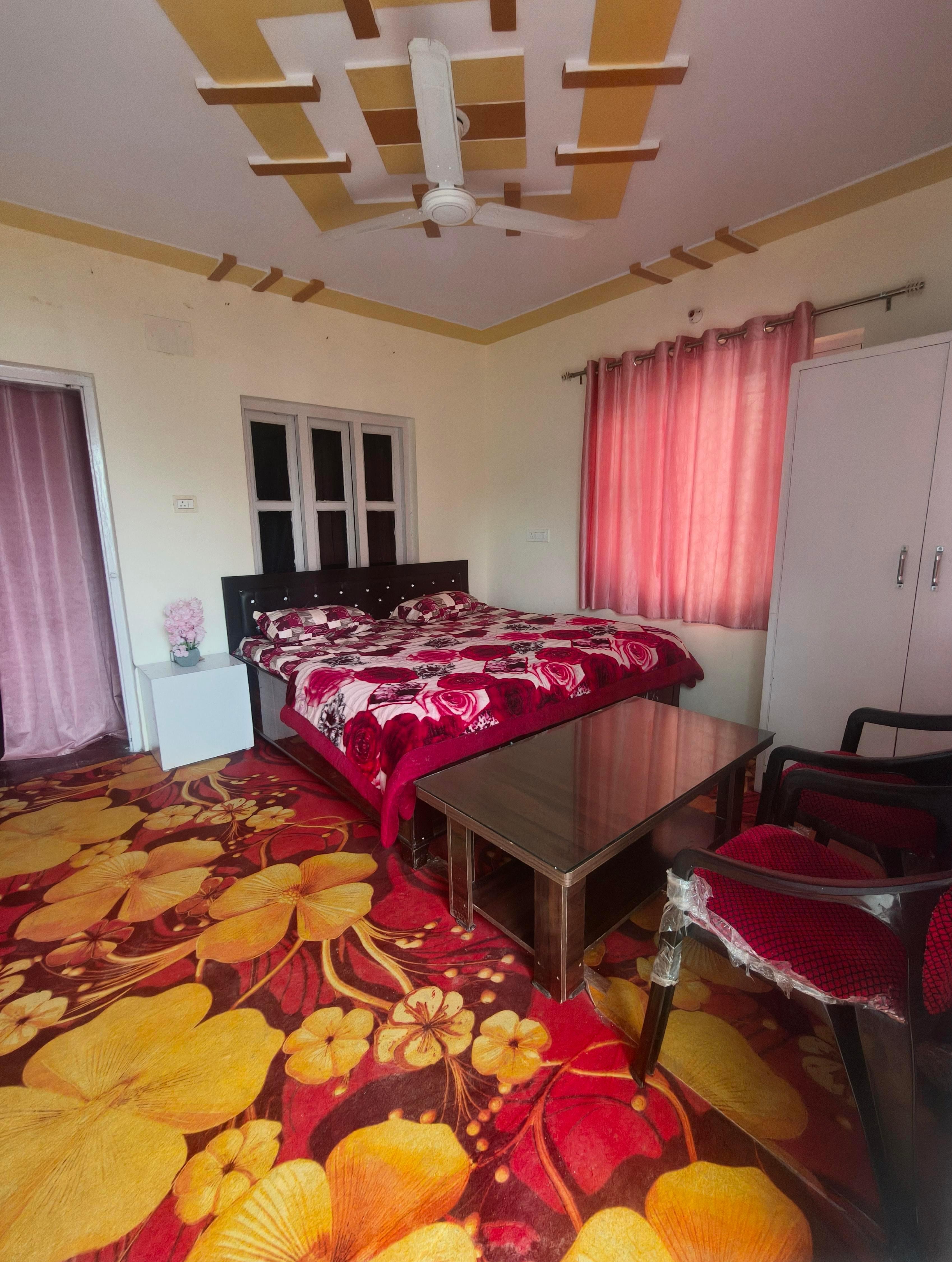 Kanakdhara Homestay - Tap to explore photos