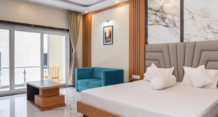 CORAL BEACH RESORT Room Type - Executive Side Sea View Room