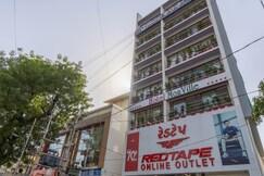 hotel monville akota