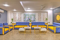 Sky Luxuria Hotel Apartment Medanta Medicity
