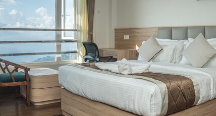 Hotel Arjay Valley Room Type - Super Deluxe View Room