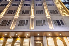 Monday Premium Madhapur