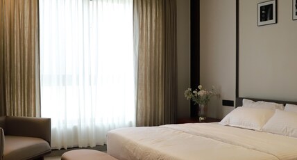Hotel Aarka Room Type - Semi Deluxe Room with City View