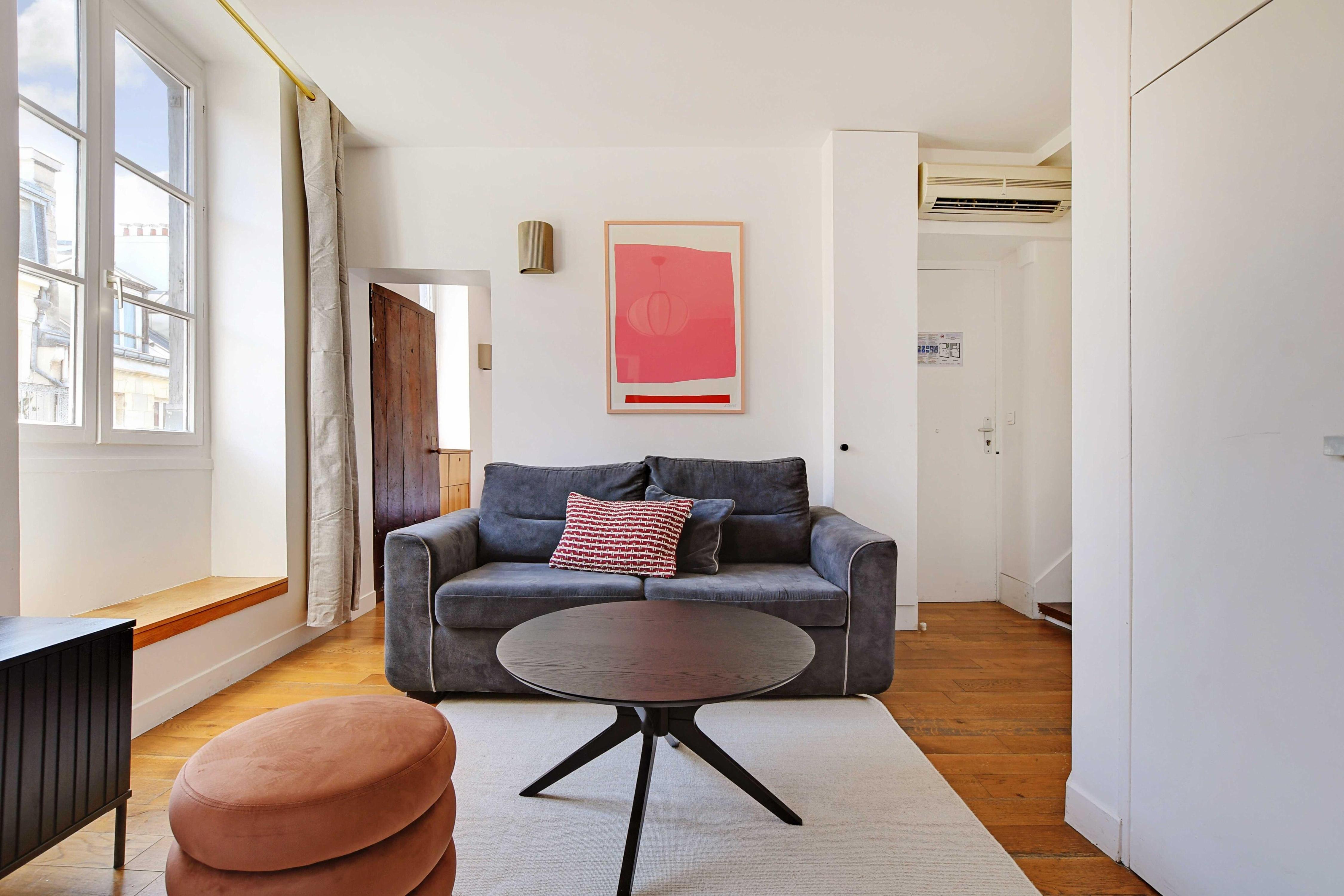 Spacious duplex - 2BR/6P - Le Marais - Tap to explore photos