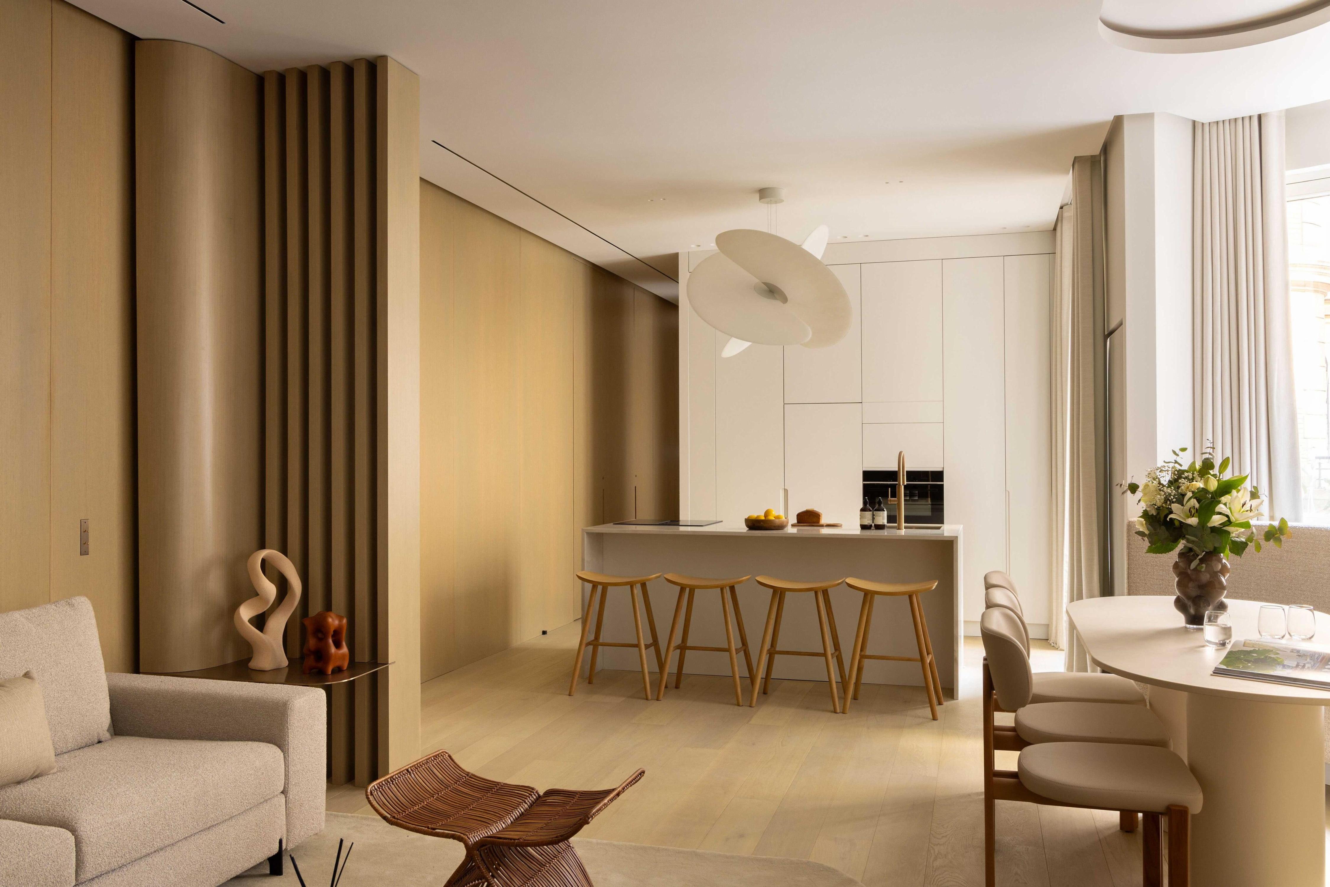 Luxury flat -2BR/6P-Madeleine/Saint Honore - Tap to explore photos