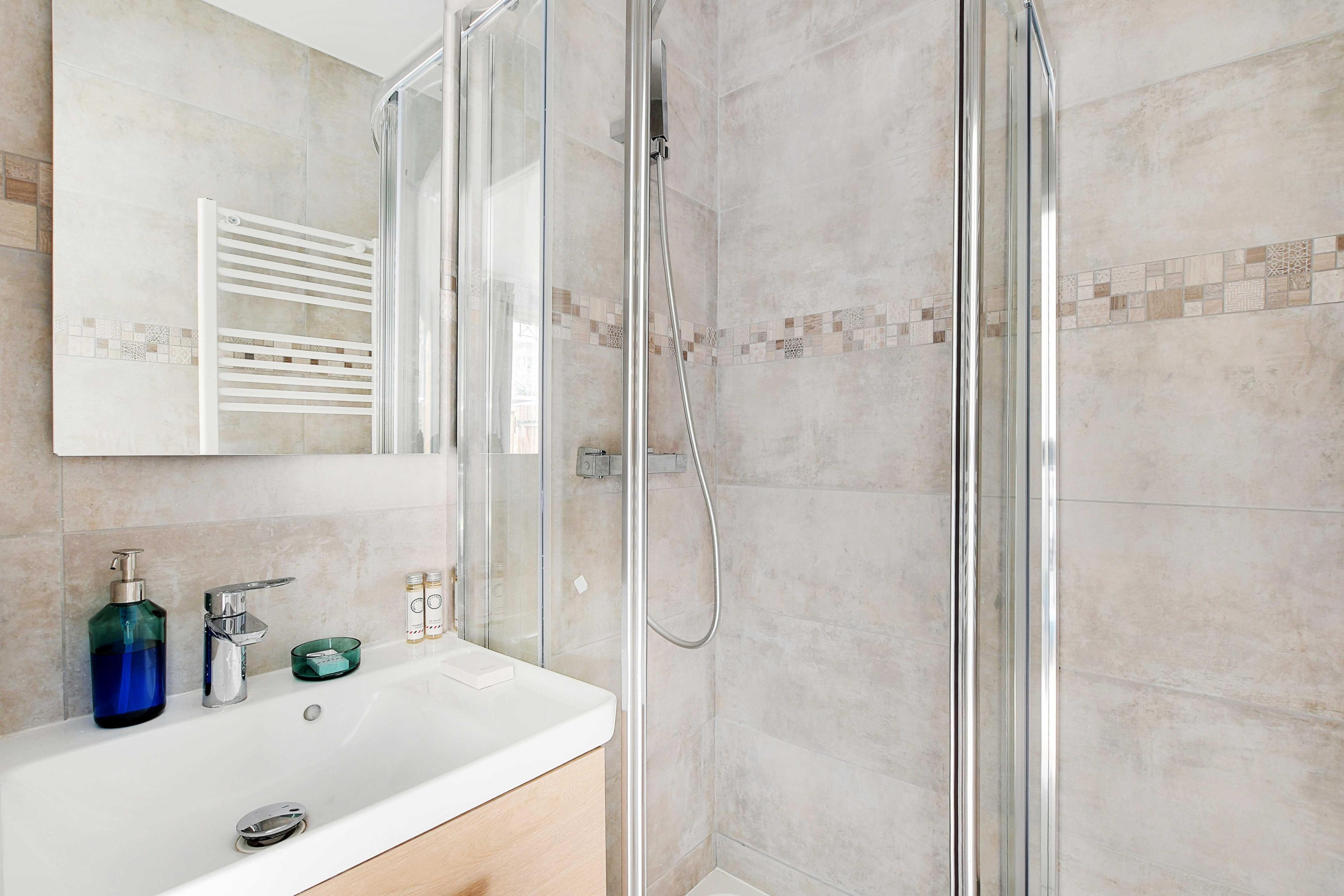 Charming Studio - 2P- Next to Paris - Tap to explore photos