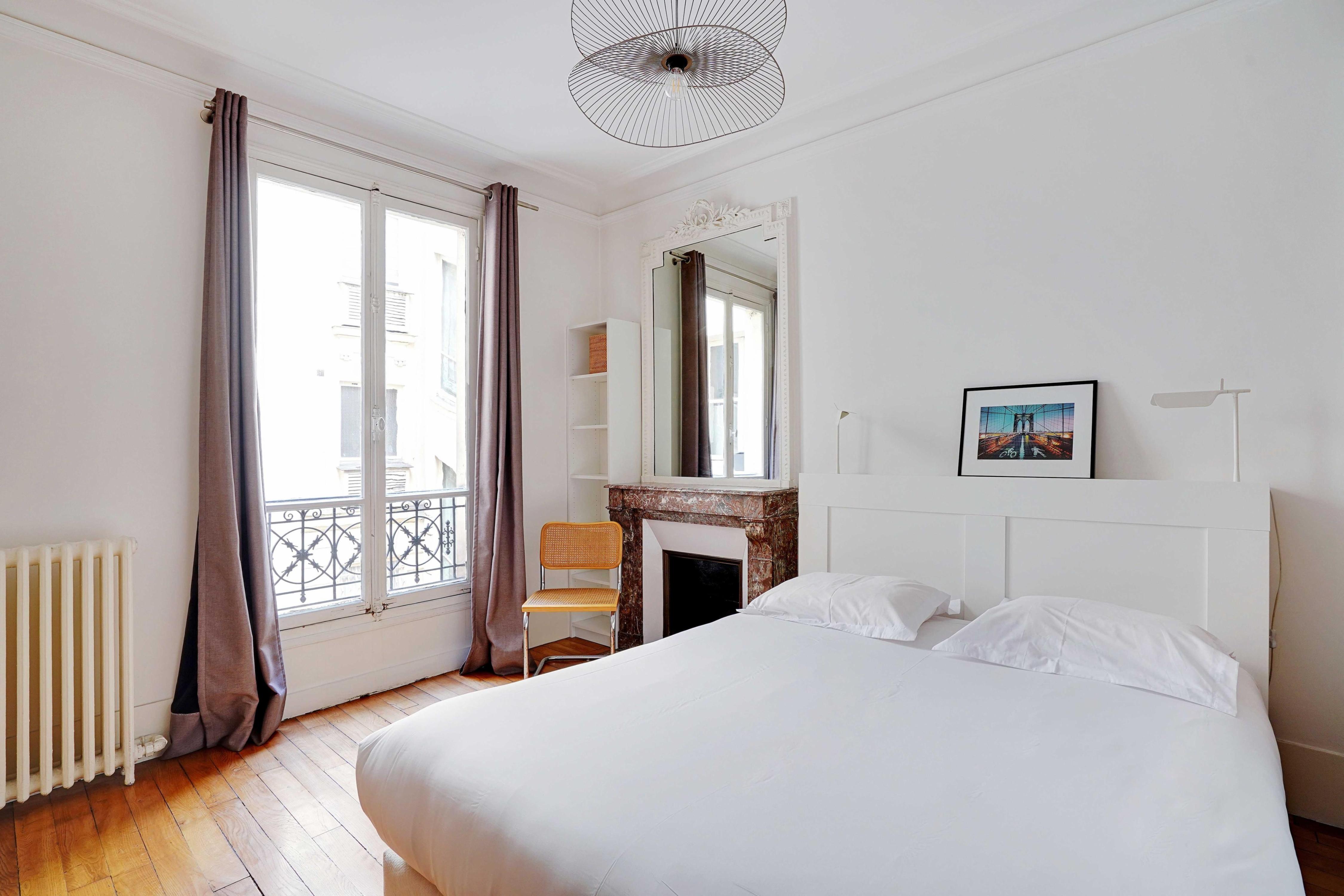 Charming apartment- 2BR-4P- Parc Monceau