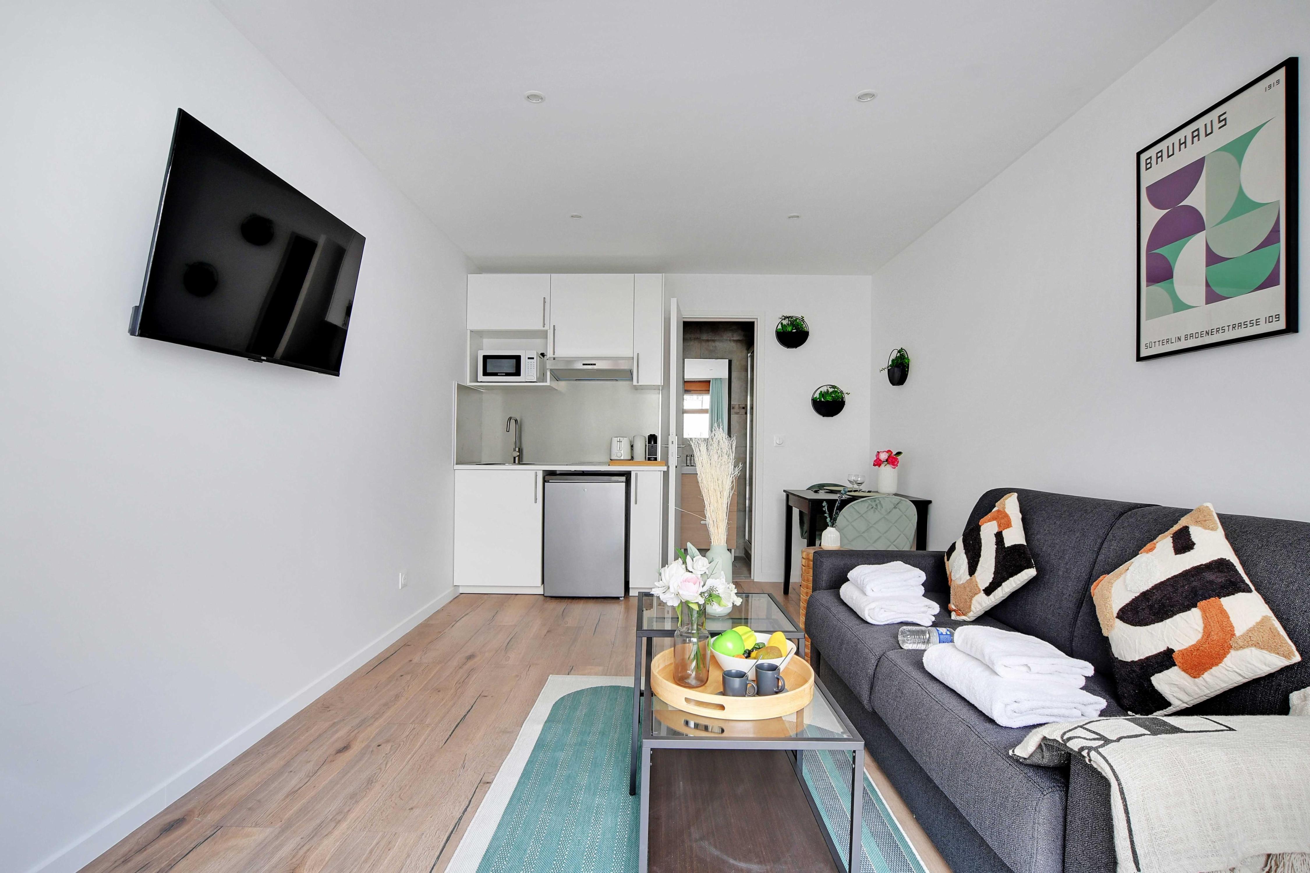 Charming studio - 2P - Next to Paris - 1 - Tap to explore photos