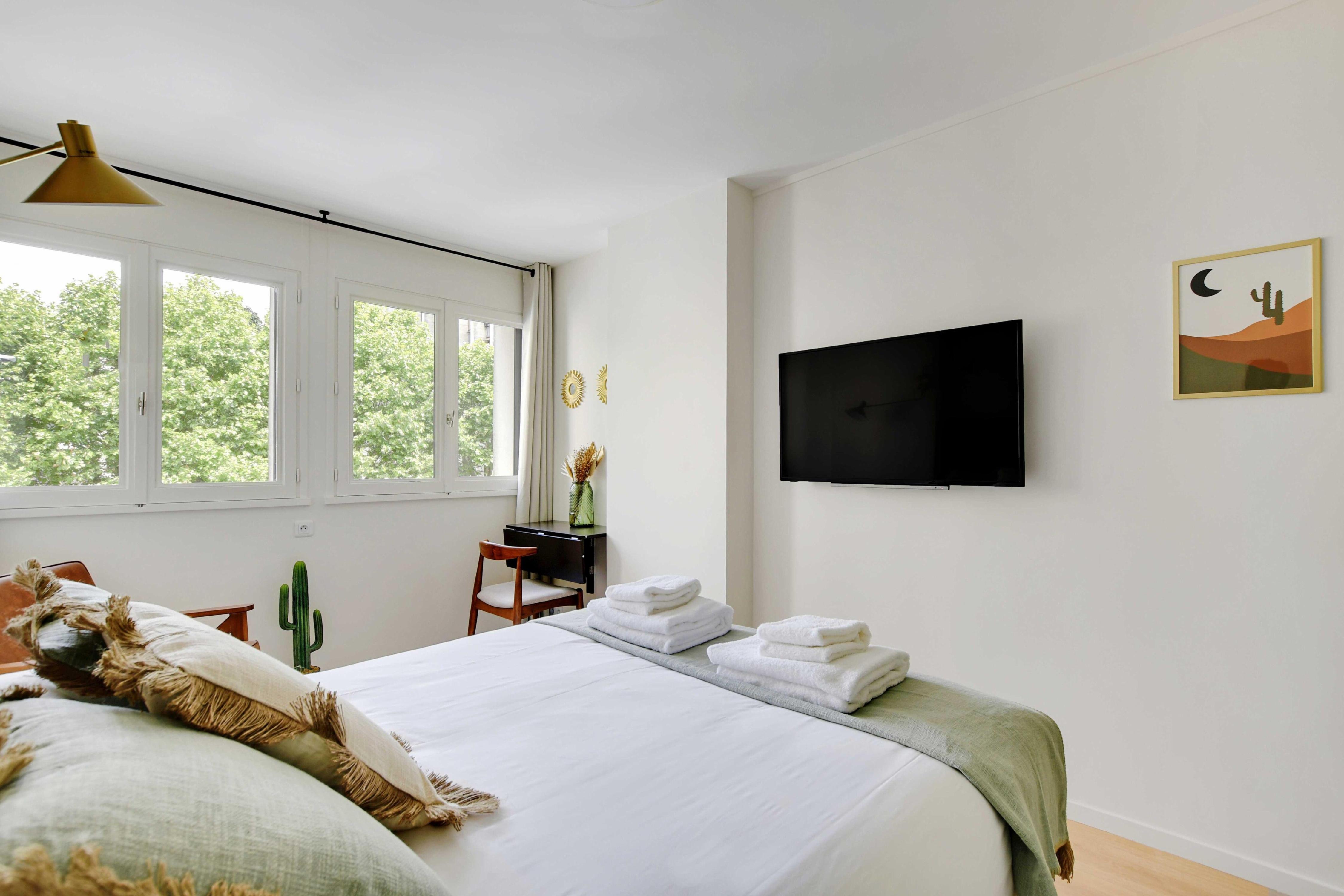 Modern Green Suites residence Meudon/Velizy - 4 - Tap to explore photos