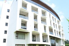 Address of IJ Crowne