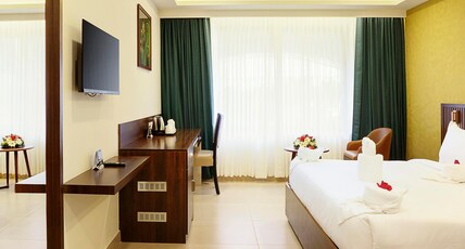 PARAYS FERNWOODS Room Type - DELUXE ROOM