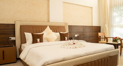 Eeleem Resorts & Spa Room Type - Luxury Cottage Villa with Jacuzzi