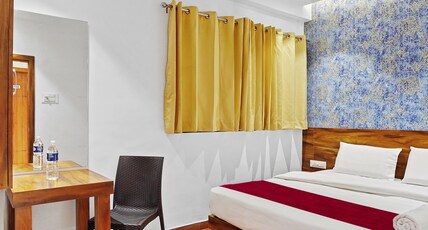 Omkar Executive Nagar Road Room Type - CLASSIC NON AC ROOM