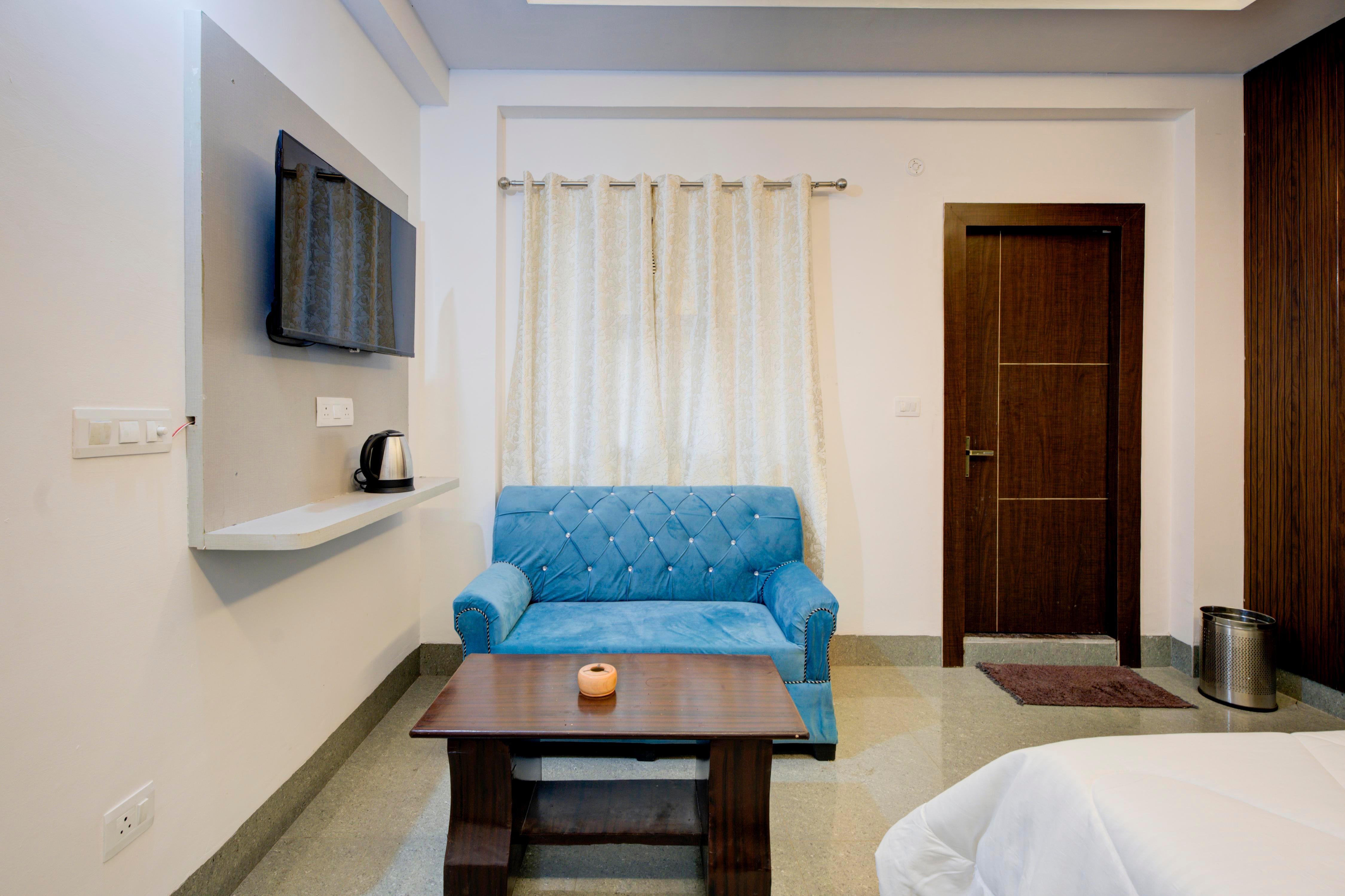 Amara Inn - Tap to explore photos