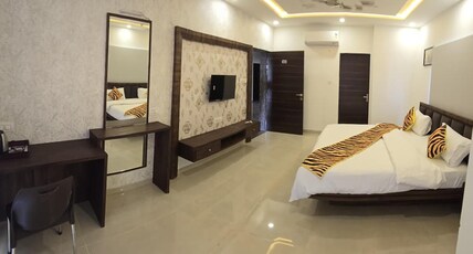 PRIME RANTHAMBHORE P.G.H. Room Type - City Luxe Retreat