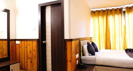 THE FORTUNA Room Type - DELUXE ROOM