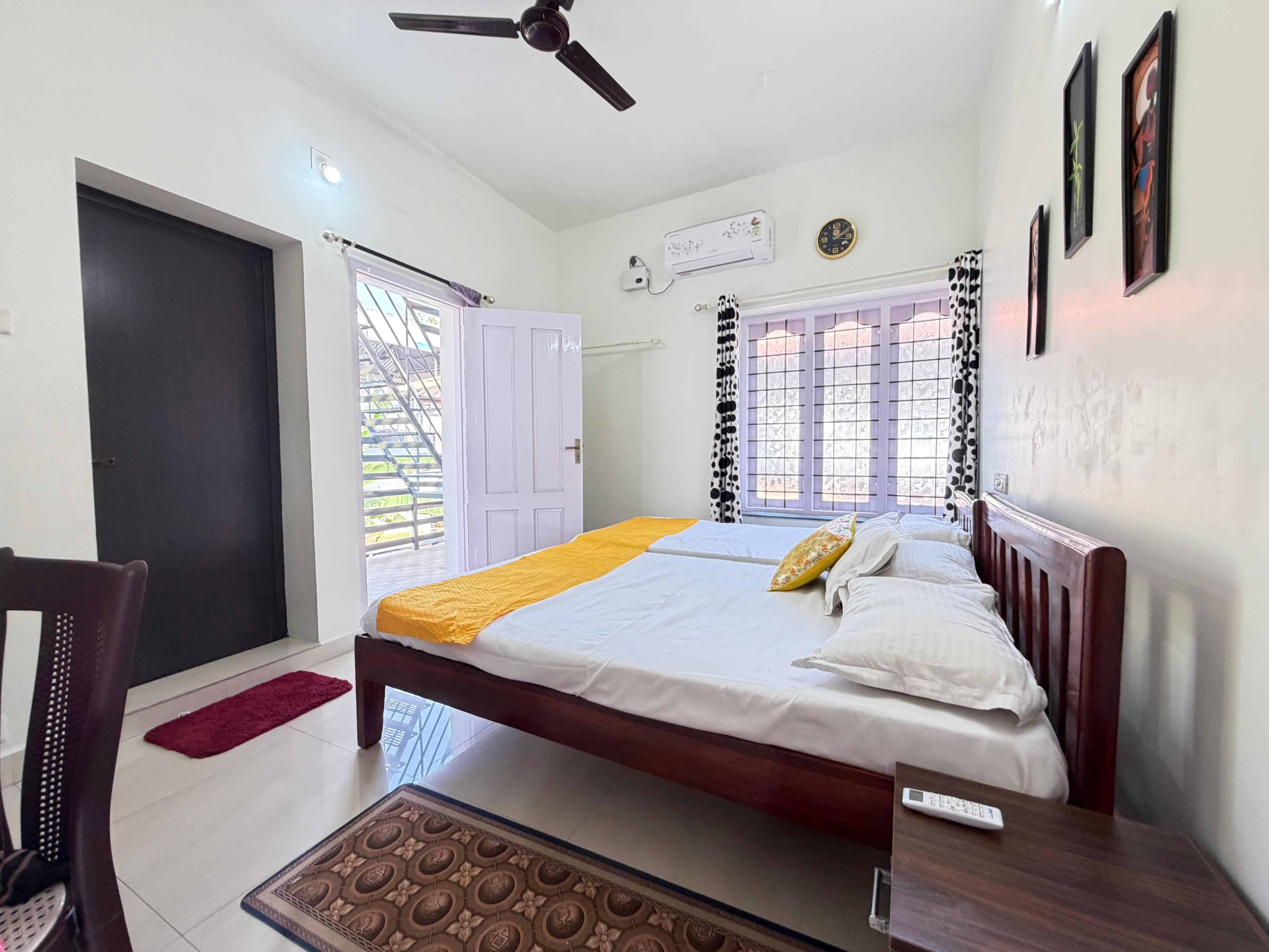LaCasa Homestay (1km from Padmanabhaswamy Temple) Room Type - Double Room with Balcony