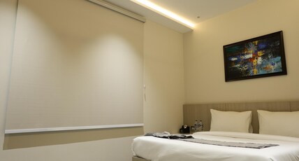 Win Hotel Room Type - Superior