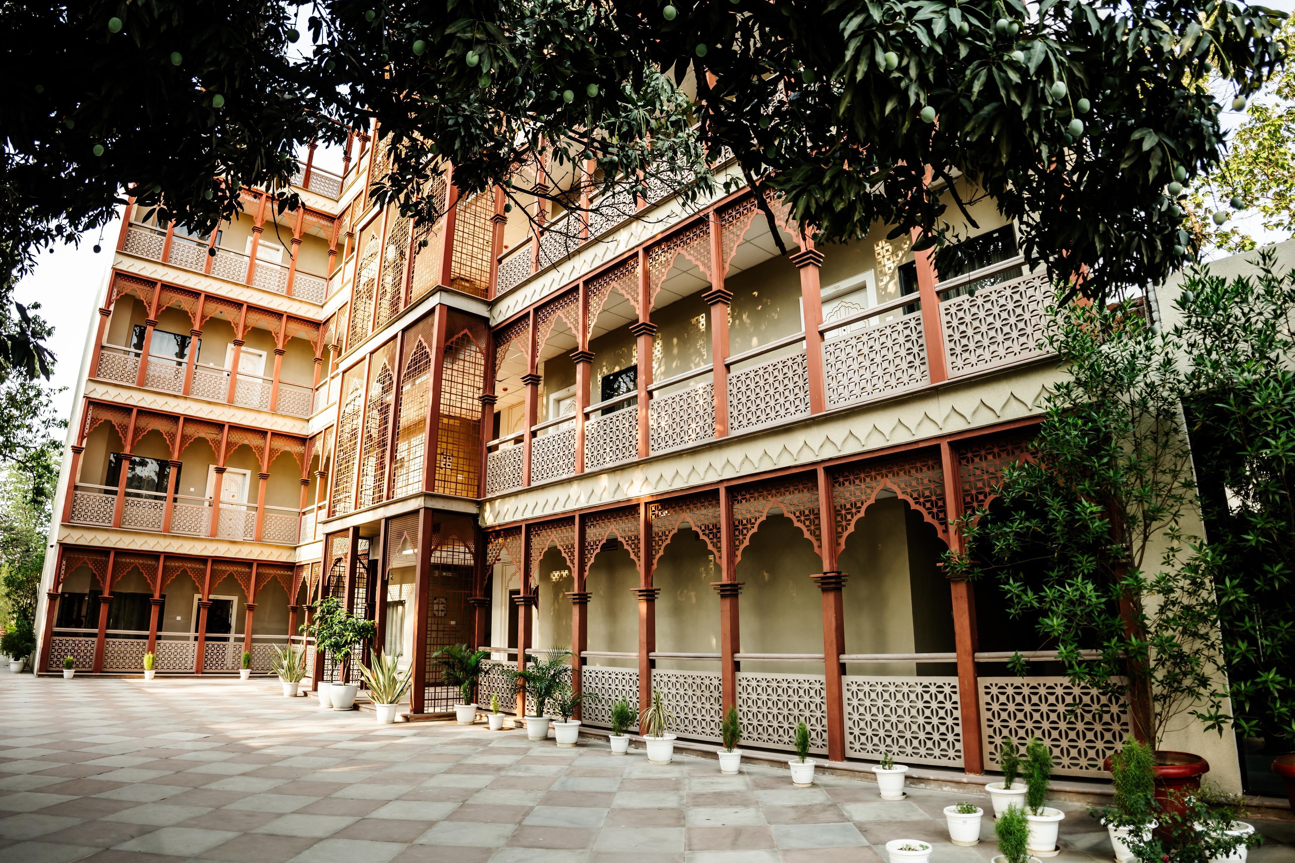 Aam Bagh Banaras