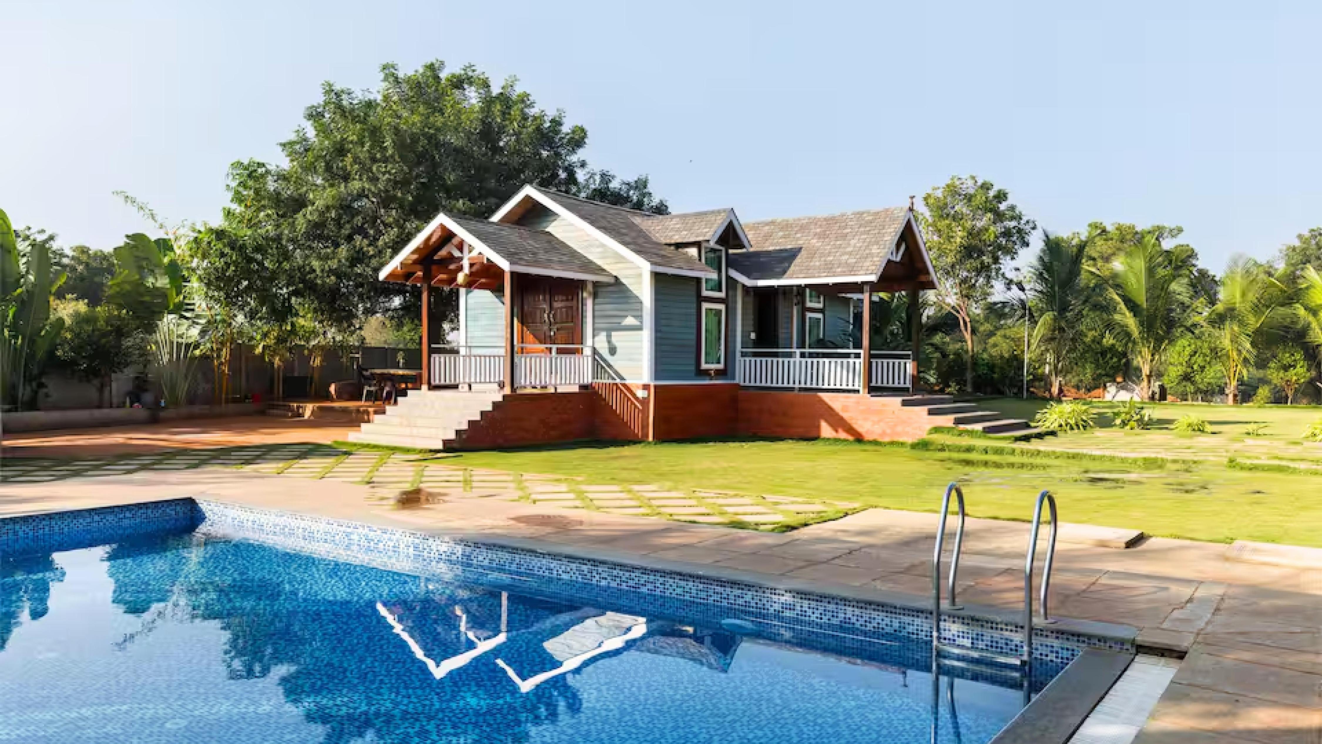 Country Hills Resort